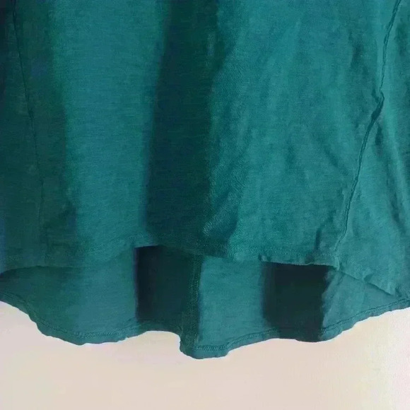 Chicos teal blouse. Ultimate Tee. V neck. Cotton - Picture 2 of 9